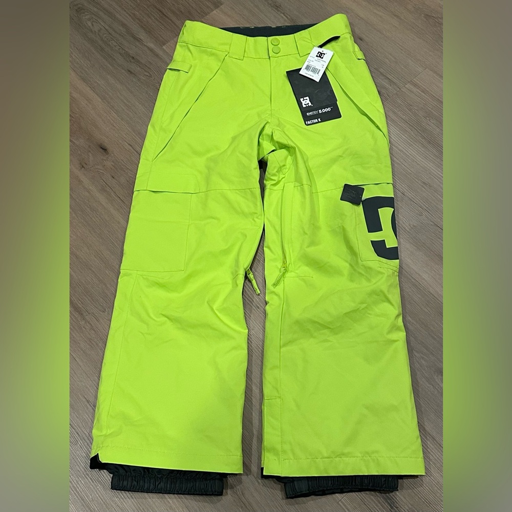 DC Snowboard Ski Pants 5000 MM Waterproof Insulated Mens Medium Lime Green NWT